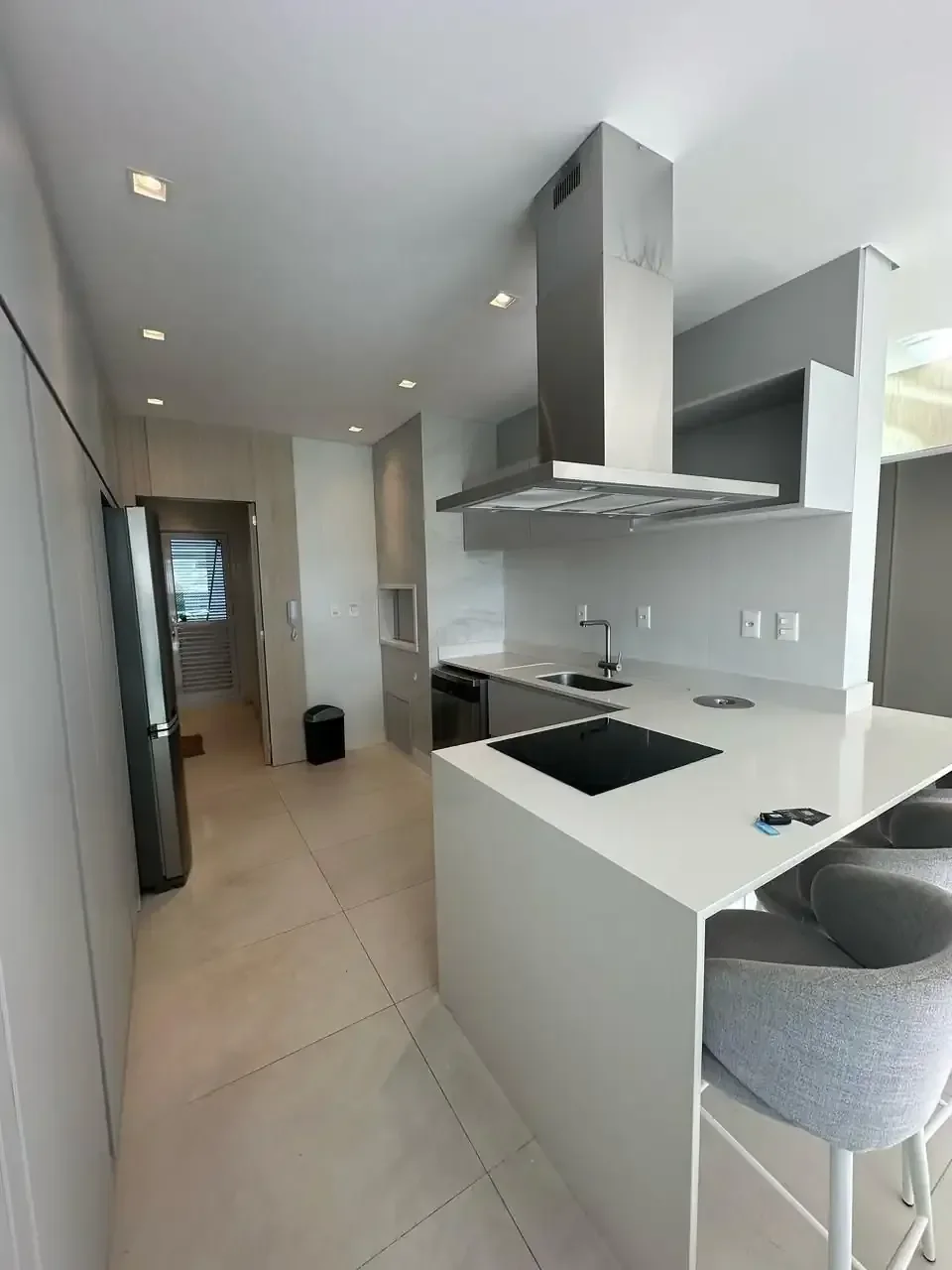 Foto 20 de Apartamento com 4 Quartos e 2 Suítes no Centro de BC – 132m², Mobilado, Rua Reta ao Mar e a Poucos Passos da Terceira Avenida