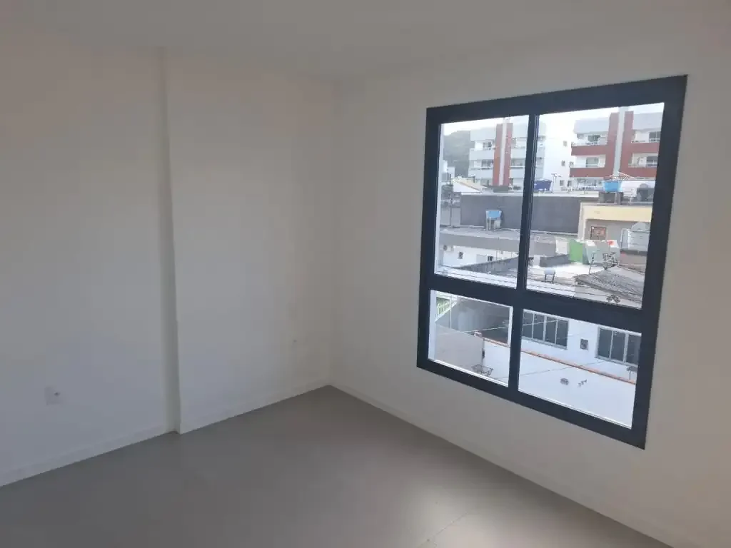 Foto 2 de Oportunidade em Balneário Camboriú – Apto 2 quartos com garagem no Bairro Nações